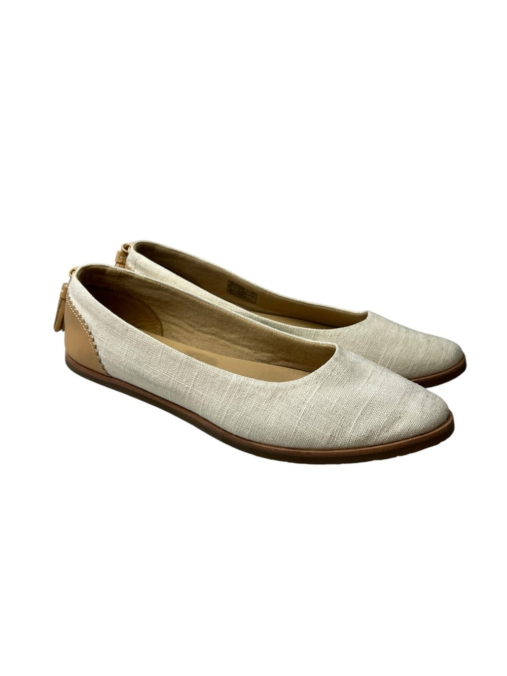 Ugg Mesa Tassel Cream Size 9.5 Flats Flat Shoes